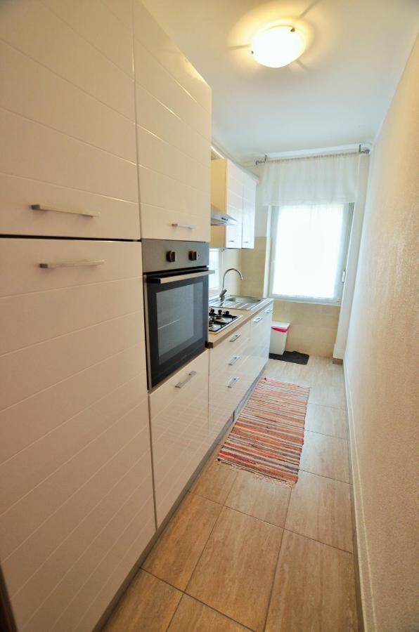 Apartment Leo Умаг Екстер'єр фото